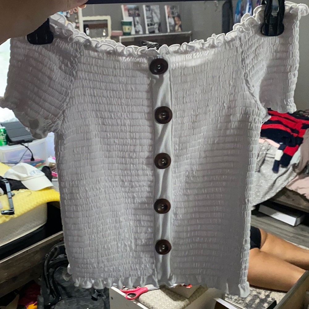 White crop top